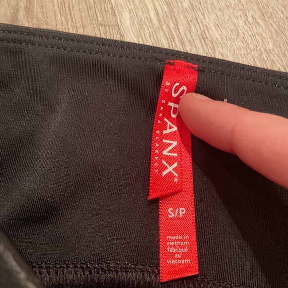 Spanx Black Faux Leather Leggings - Picture 3 of 4